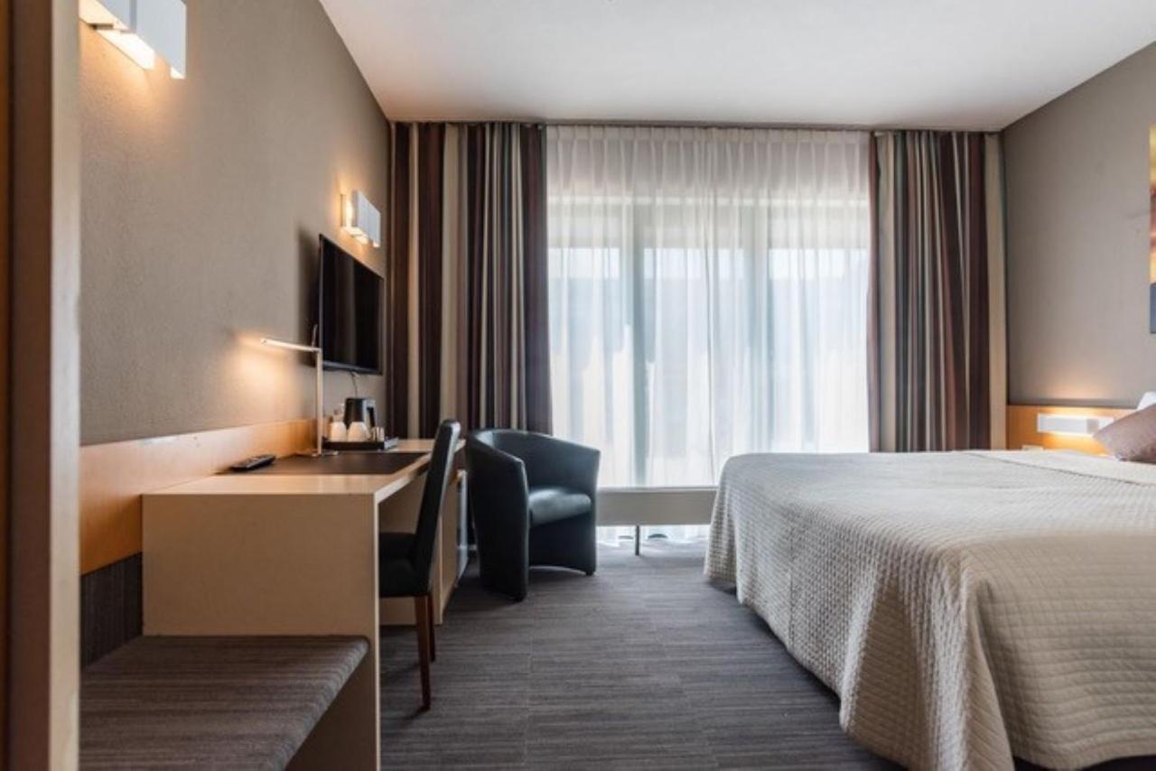 Hobbit Hotel Mechelen Zewnętrze zdjęcie